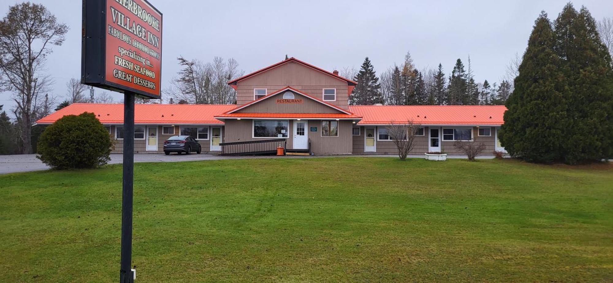Sherbrooke Village Inn Dış mekan fotoğraf