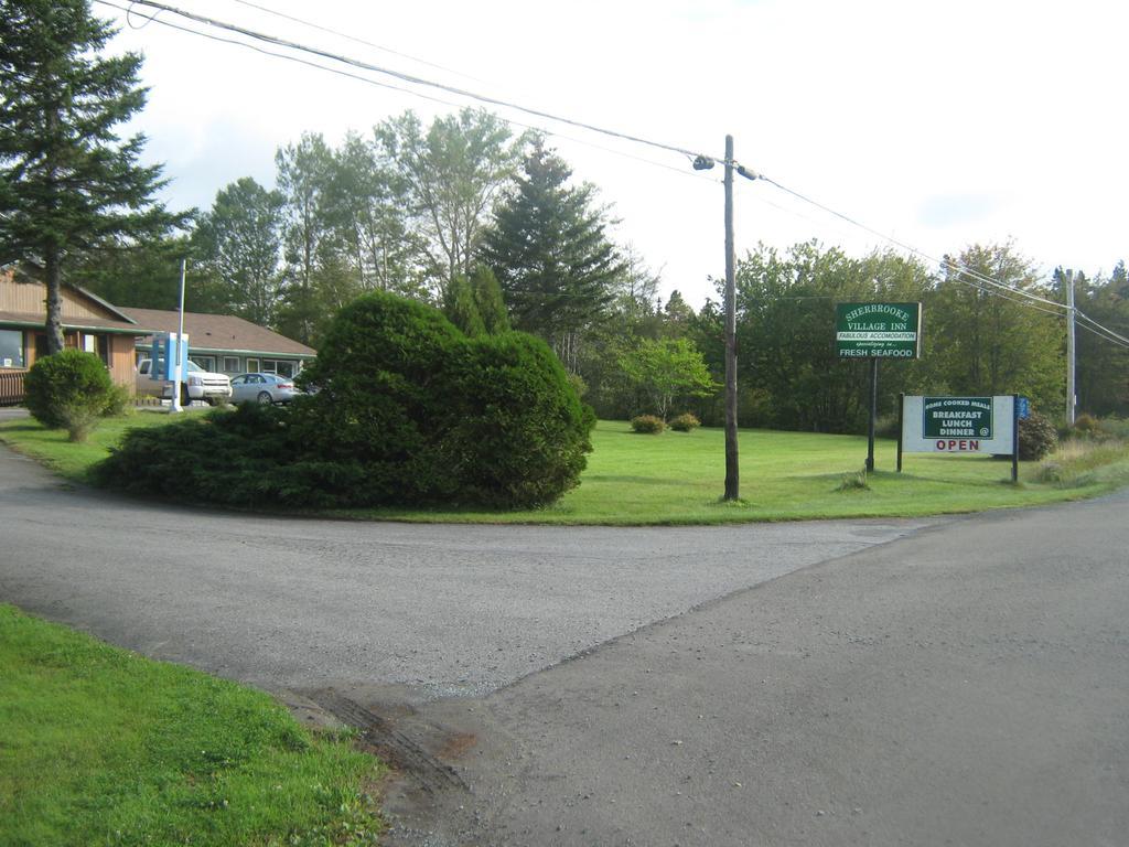 Sherbrooke Village Inn Dış mekan fotoğraf